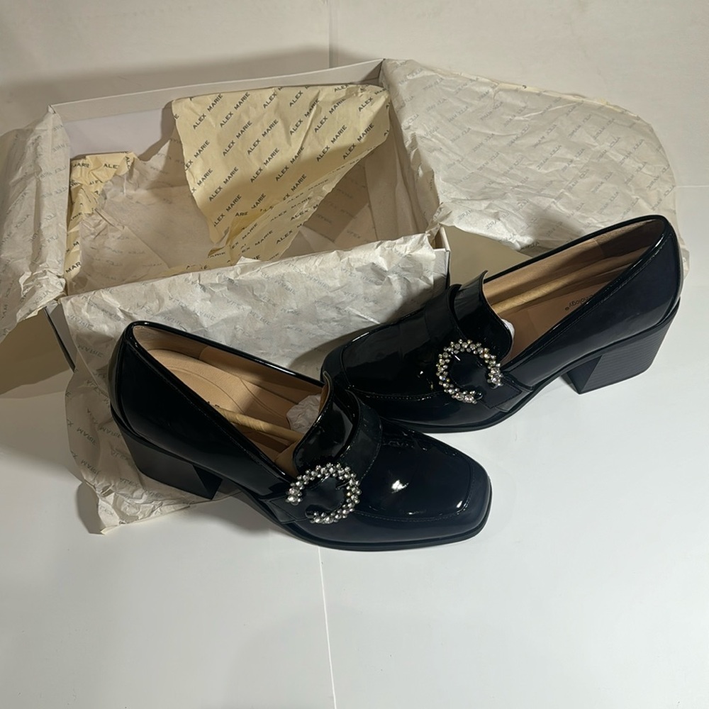 Alex Marie Feller only worn once basically brand new jewel buckle